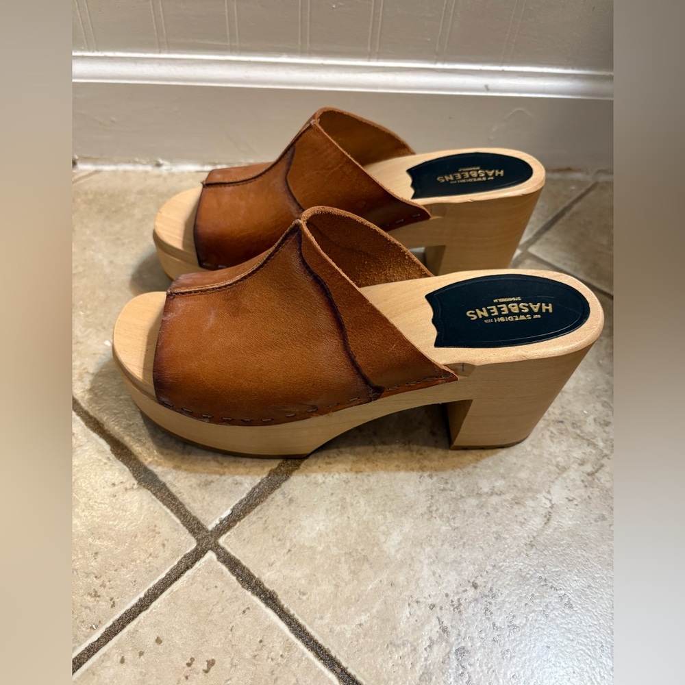 Swedish Hasbeens Open Toe Slip In Size 37